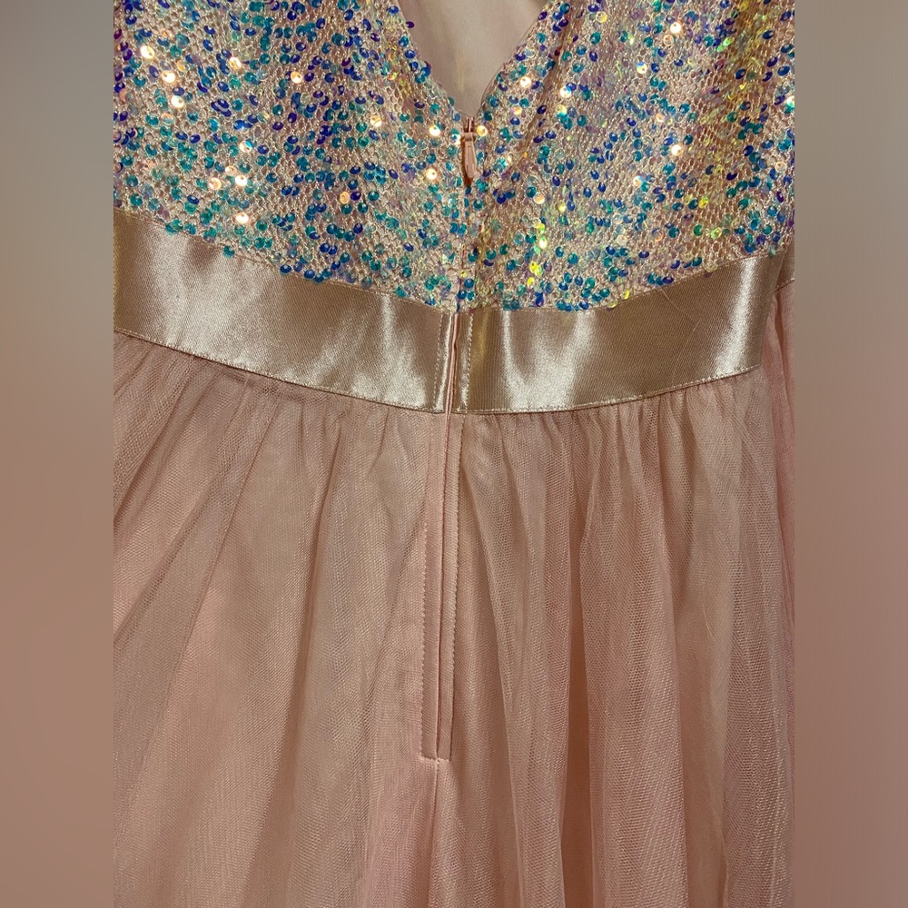 Dress - Picture 6 of 13